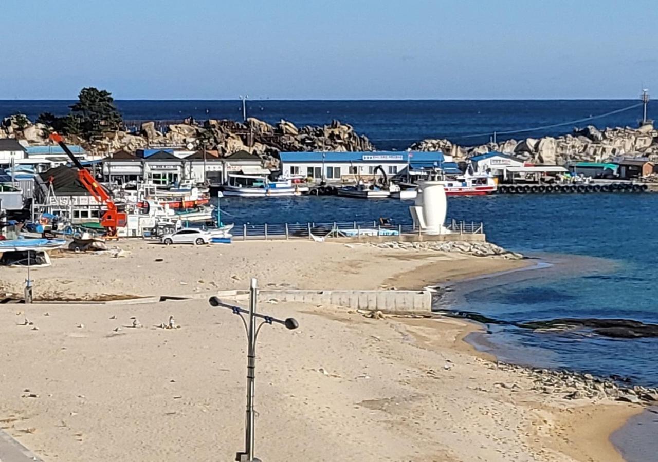 Seaside Minbak Villa Goseong  Eksteriør bilde